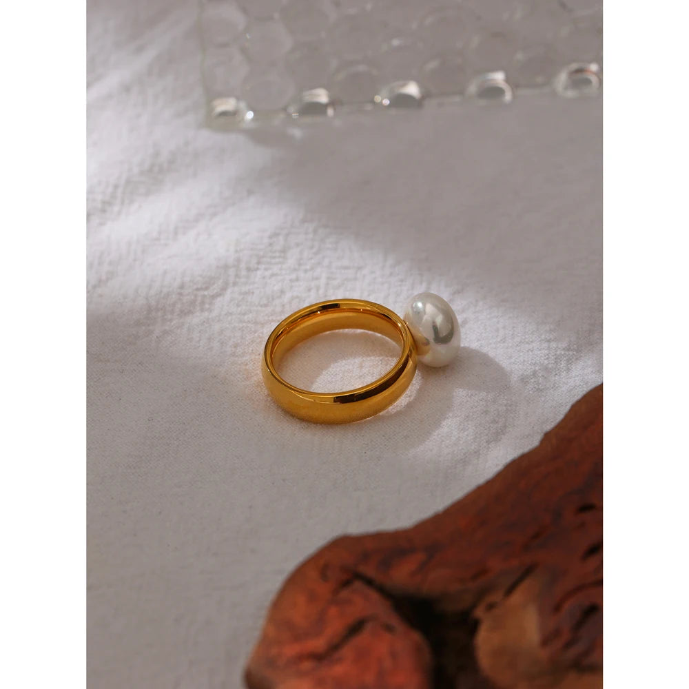 Water-Resistant 18K Gold Plated Simulated Pearl Ring