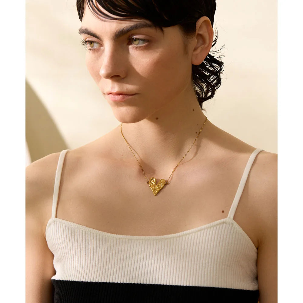 Water-Resistant 18K Gold Plated Collarbone Necklace with Solid Heart